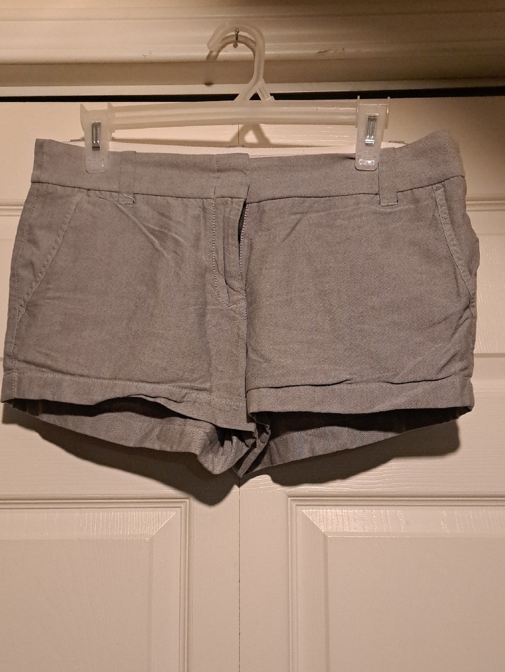 ✈️J. Crew Light Gray Women's Dress  Shorts Perfect for all your summer Vacation